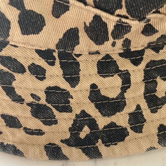 DAVID and YOUNG HAT - Picture 2 of 5